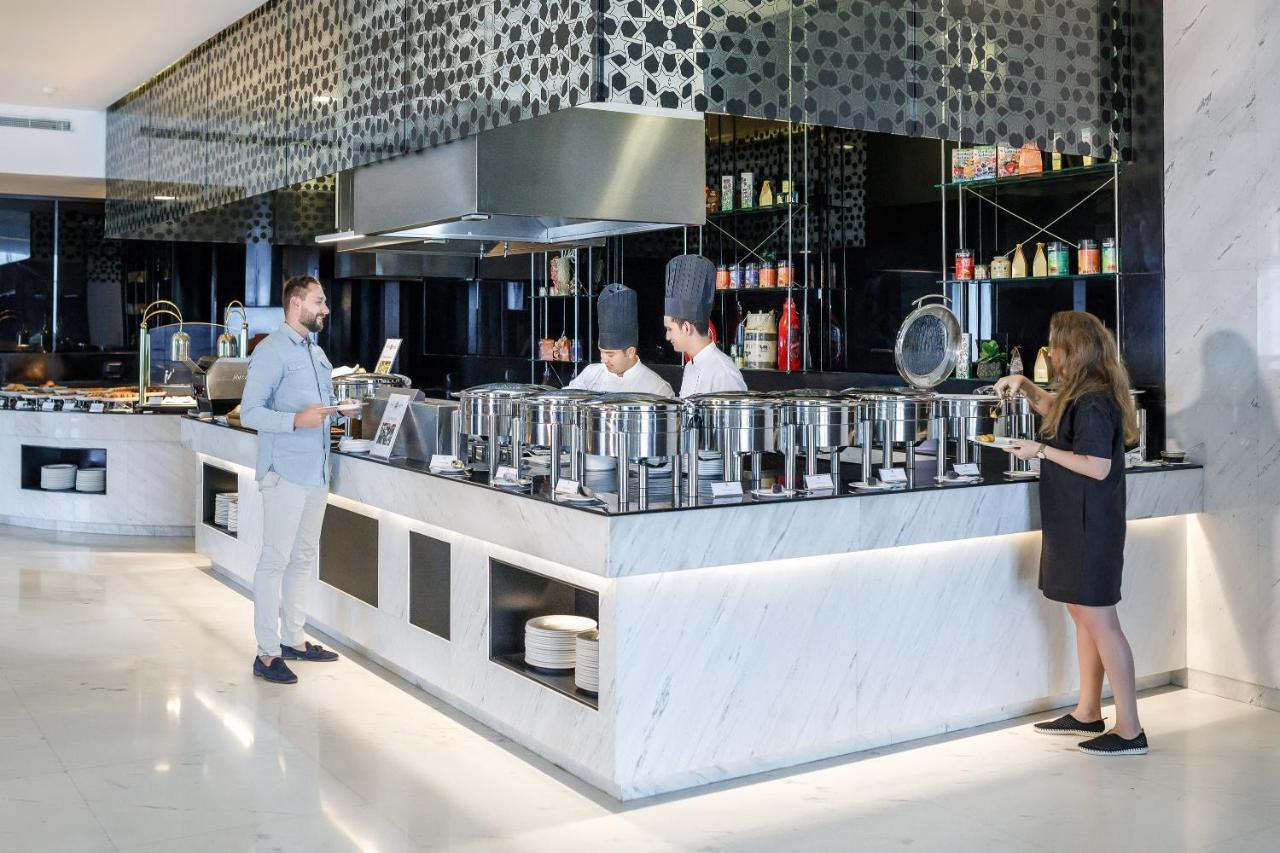 Royal M Hotel Fujairah By Gewan Exterior photo Live Kitchen